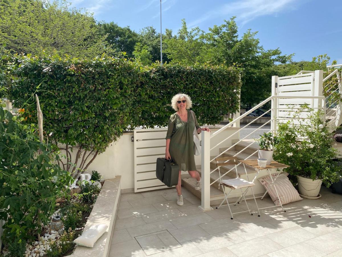 B&B 125Metri sul mare Sirolo Esterno foto