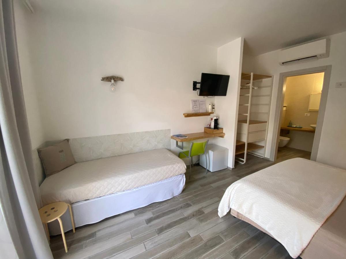 B&B 125Metri sul mare Sirolo Esterno foto